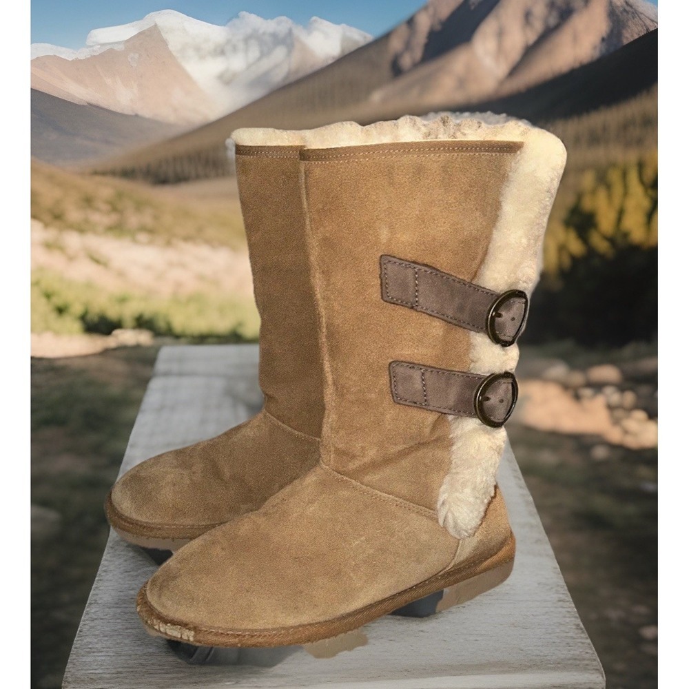 UGG Aletheia Sheepskin Suede Boots Women's 6 Chestnut Twin Buckle Style 1125810